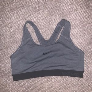 Nike Pro Sports Bra